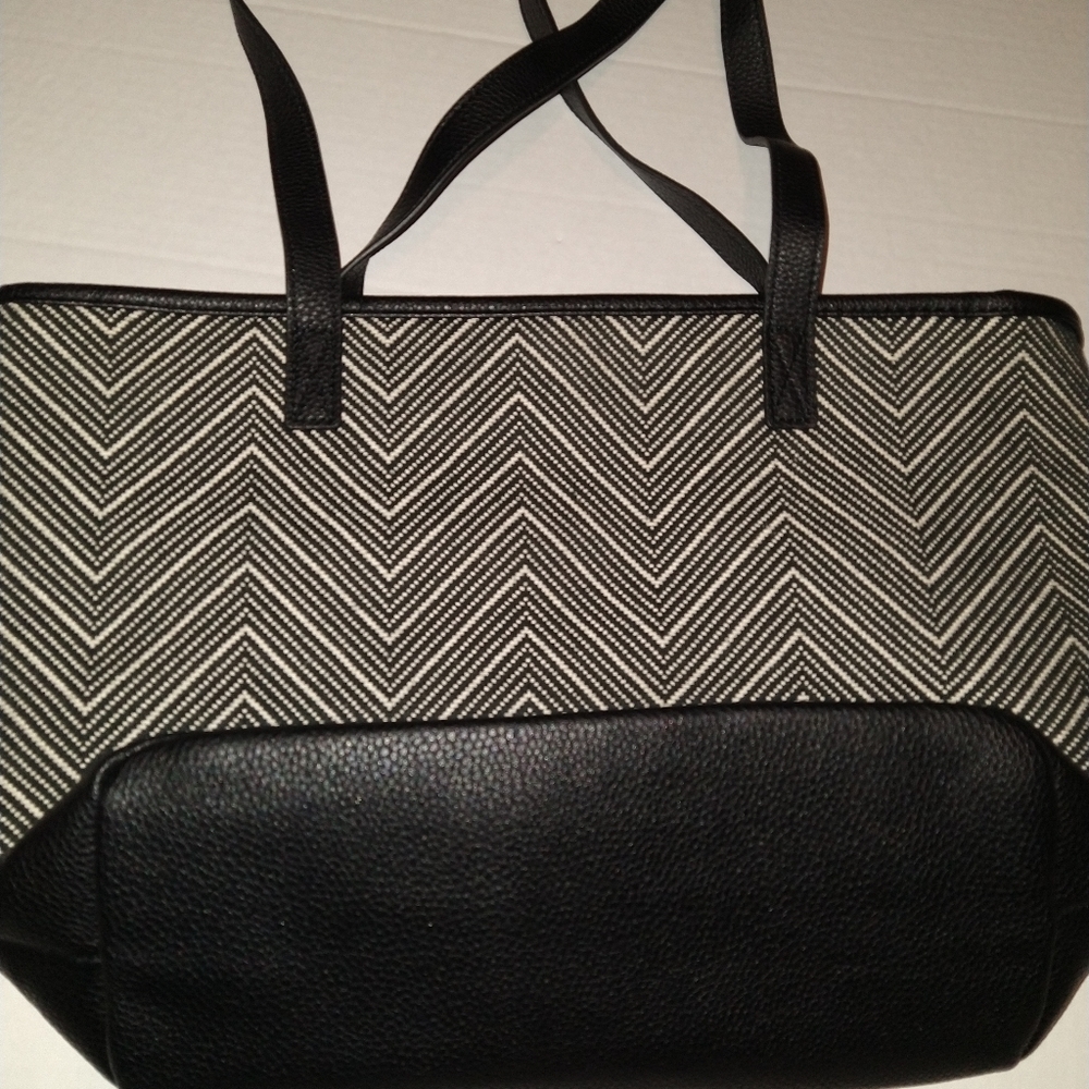 Twenty one small tote bag
